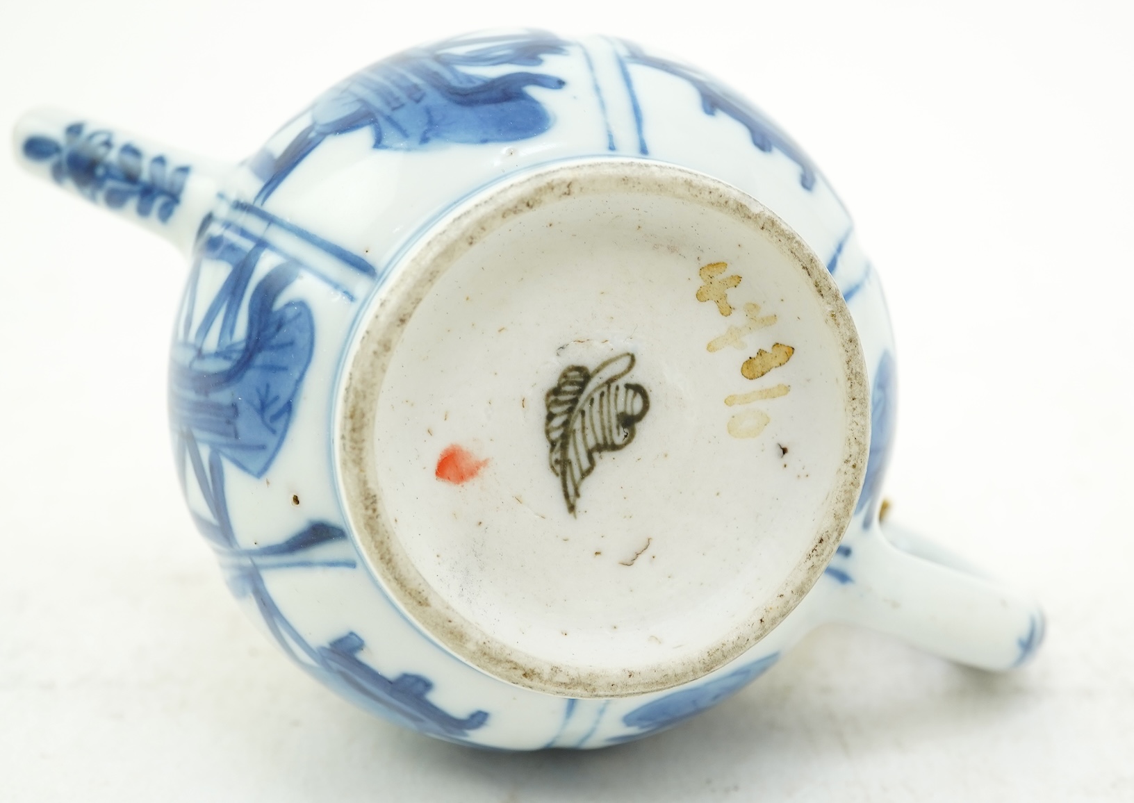 A Chinese miniature blue and white teapot, Kangxi period